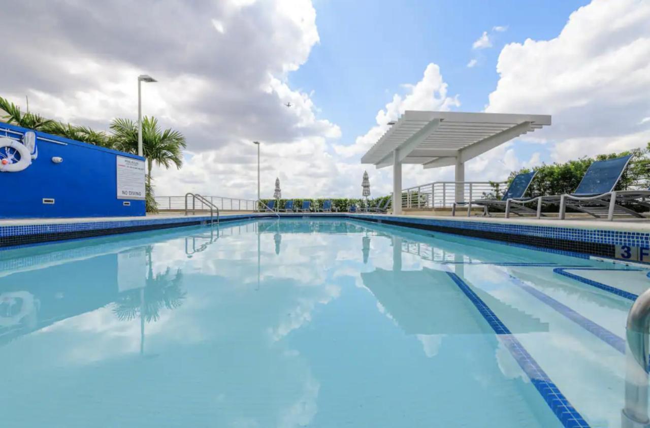 Spacious 2Bd 2Bth At Midblock Miami Exterior foto